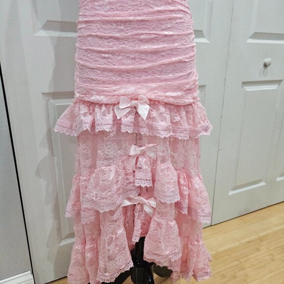 Dolls Kill Sugar Thrillz True Love Nonsense Pink Lace Maxi Tiered Bow Skirt M - Picture 2 of 12